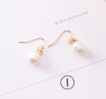 Stylevoa Vintage geometric metal pearl asymmetric earrings design personalized earrings - Image 7