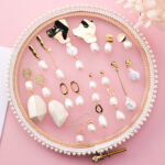 Stylevoa Vintage geometric metal pearl asymmetric earrings design personalized earrings - Image 4